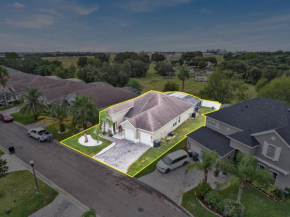 Gorgeous Family Home w Pool, pool Spa, BBQ, Game Room